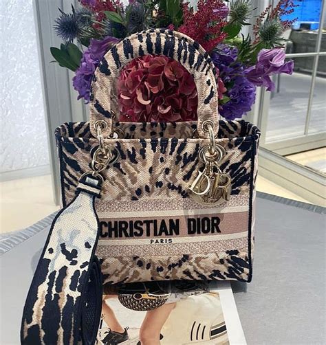 dior cruise 2021 bags|dior cruise 2021 women.